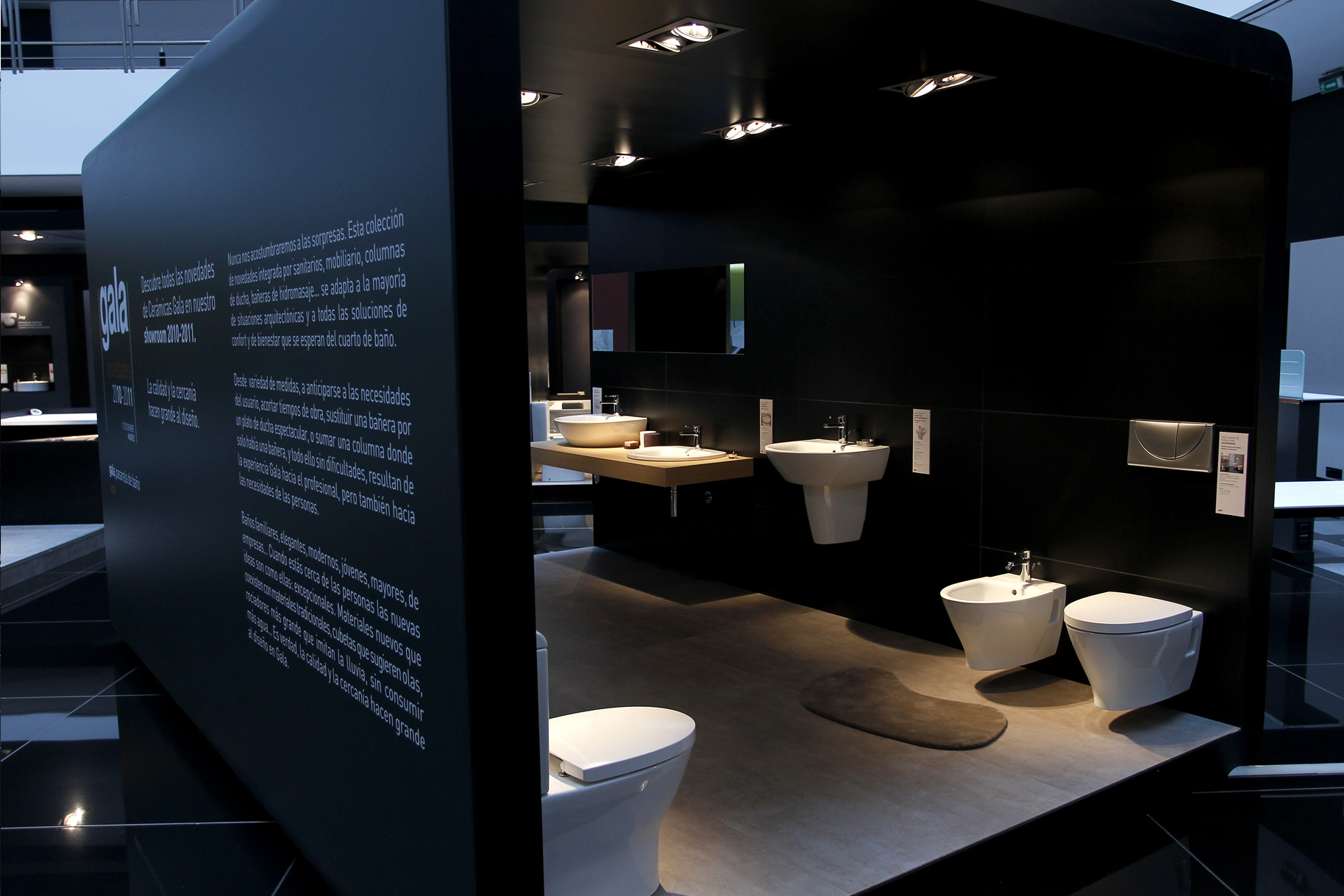 Estudi Blanc I Bàrbara Blanc I Disseny - Projectes - Showroom Gala, pasarel·la de bany