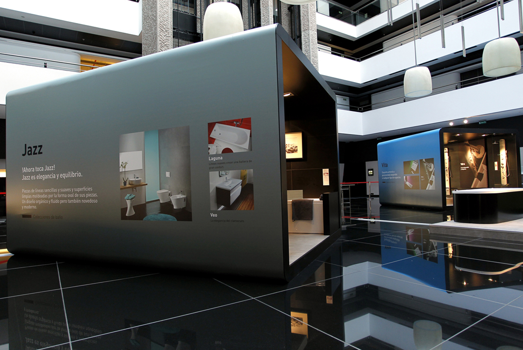 Estudi Blanc I Bàrbara Blanc I Disseny - Projectes - Showroom Gala, pasarel·la de bany