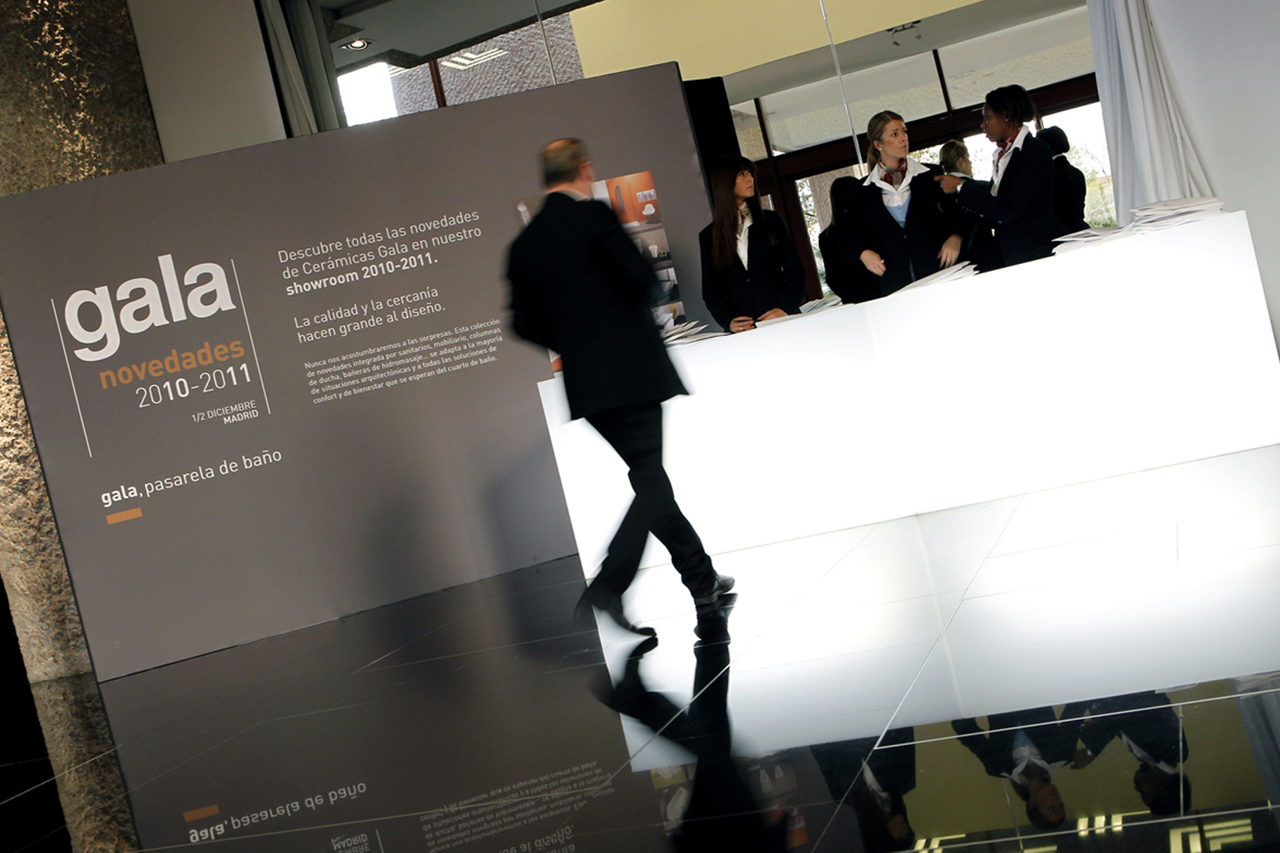 Estudi Blanc I Bàrbara Blanc I Disseny - Projectes - Showroom Gala, pasarel·la de bany